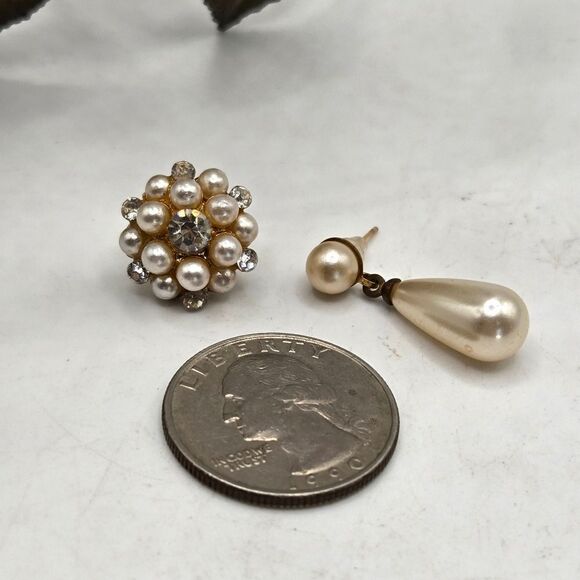 "5/$25" Mismatched Vintage Faux Pearl Post Earrings - Picture 8 of 9